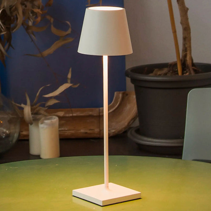 Lampada da Tavolo LED Touch Regolabile - Illumina e Decora - faccioaffari